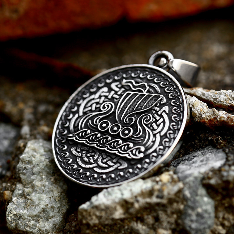 Norse Mythology Double Sided Viking Round Pendant | Drekar Longship Relief on Front, Yggdrasil World Tree on Back, 316L Stainless Steel Unisex Viking Voyage Amulet Necklace