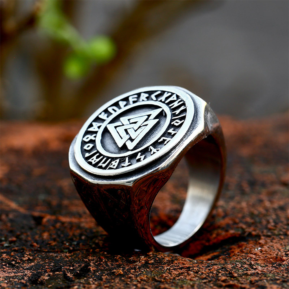 Norse Viking Valknut Triangle Knot Rune Signet Ring | 316L Stainless Steel Elder Futhark Odin Protective Unisex Shield Ring