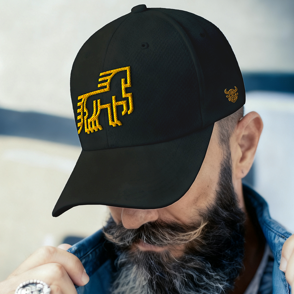 Sleipnir Eight‑Legged Horse Embroidered Cotton Baseball Cap, Norse Mythology Odin’s Steed Geometric‑Embroidery Sun Dad Hat, Affordable Unisex‑All‑Ages Outdoor Casual Cap for European Market-Viking Spirit
