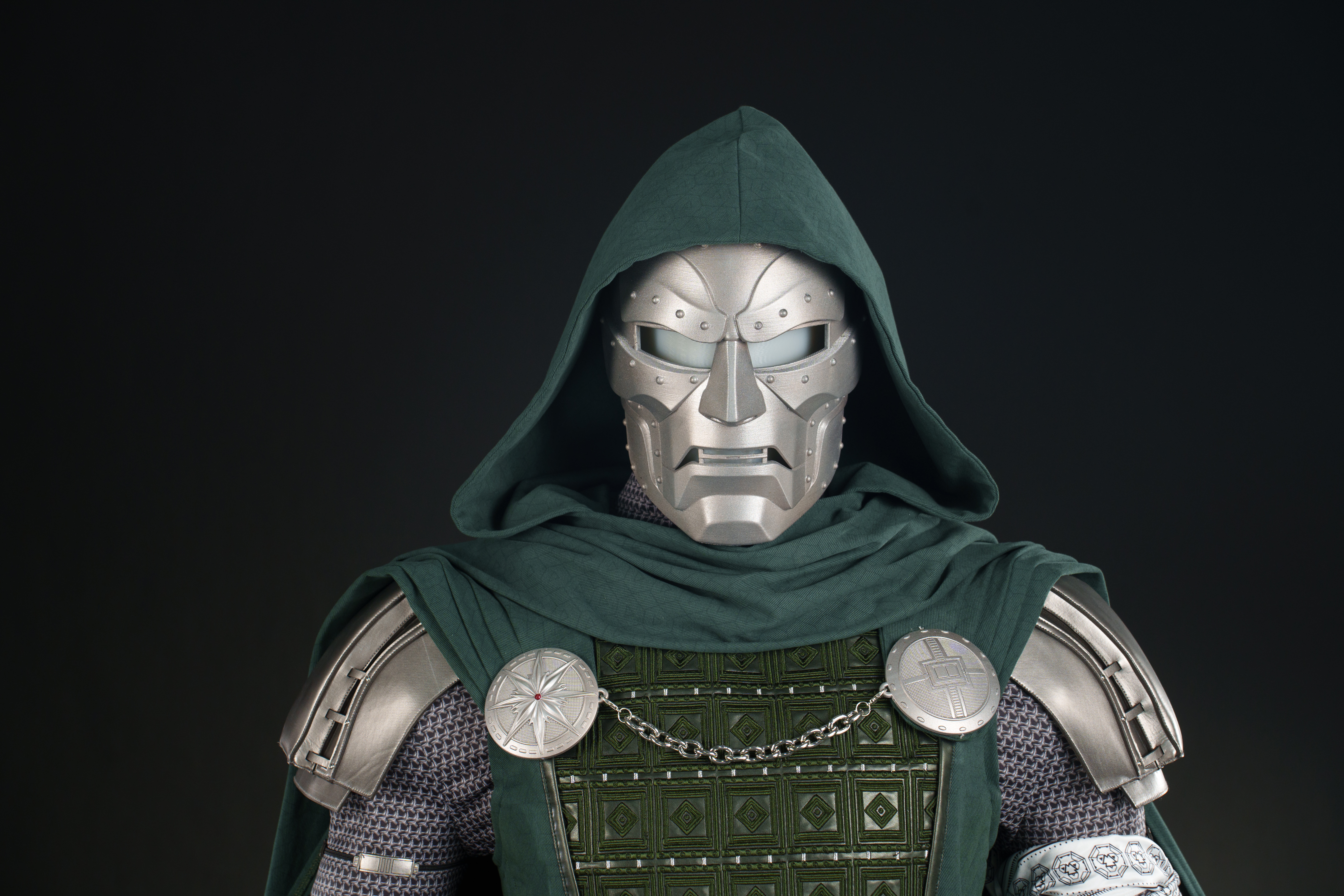 Dr. Doom Suit Doctor Doom Costume Avengers: Doomsday Suit Cosplay Top Level Ver. 2