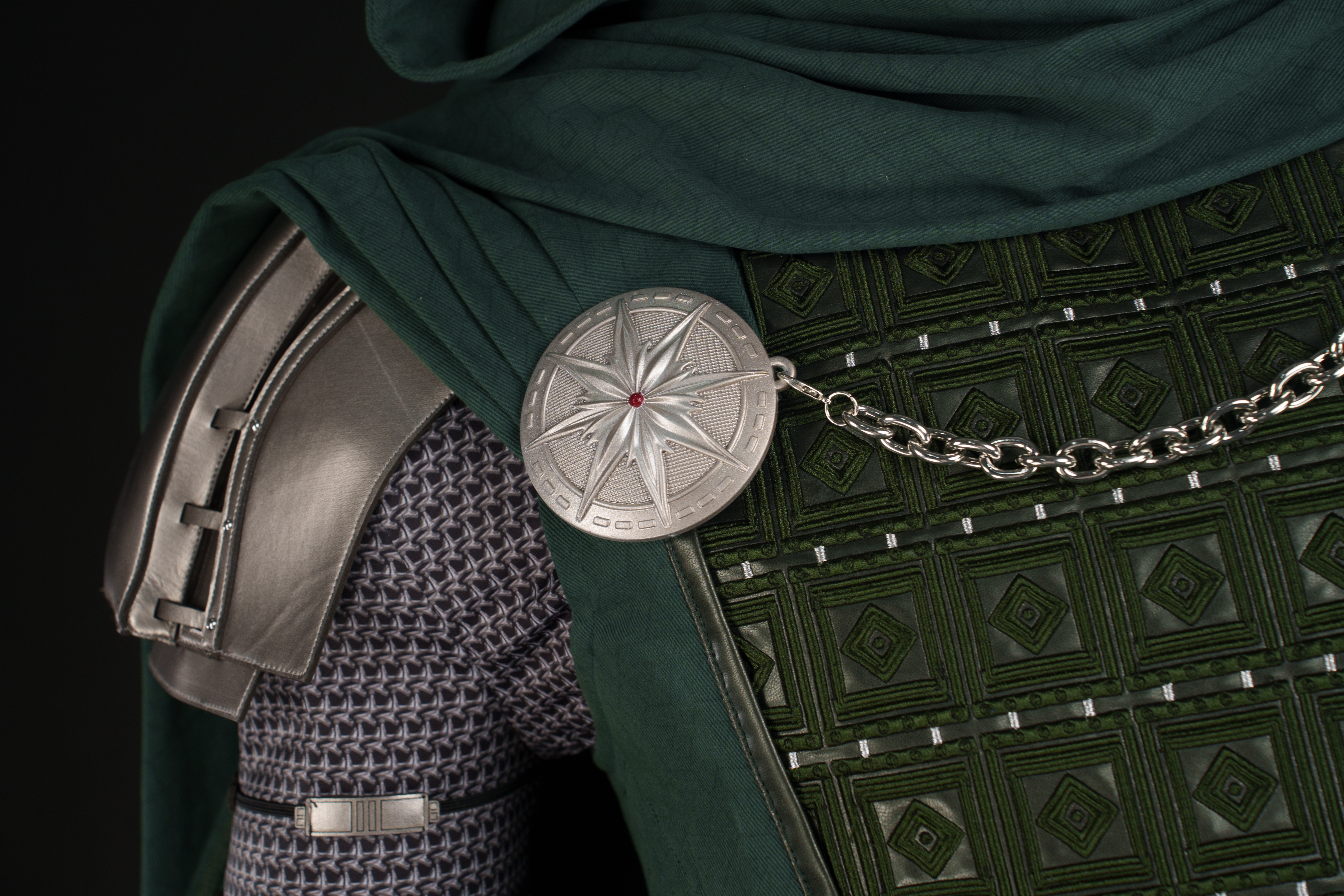 Dr. Doom Suit Doctor Doom Costume Avengers: Doomsday Suit Cosplay Top Level Ver. 2