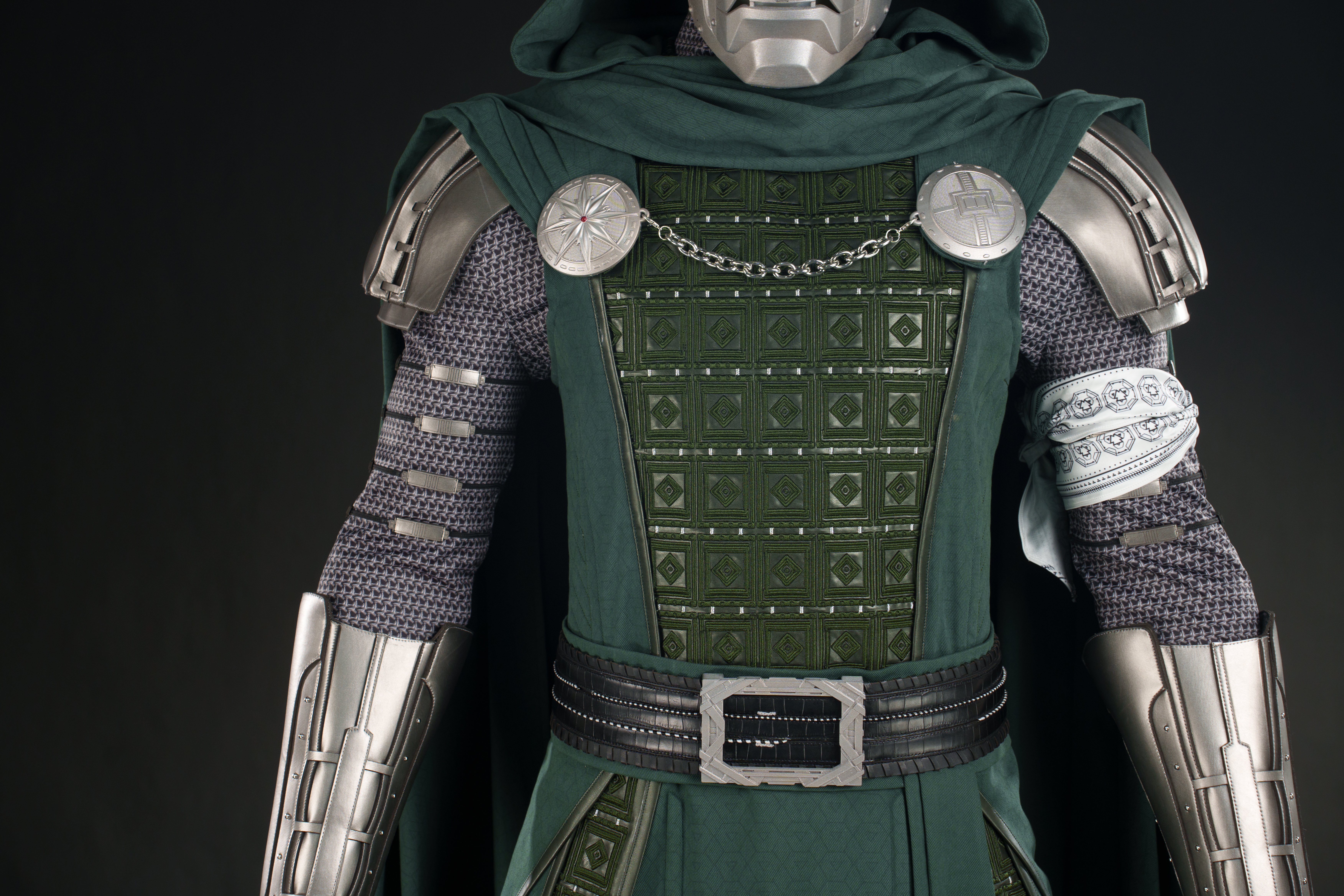 Dr. Doom Suit Doctor Doom Costume Avengers: Doomsday Suit Cosplay Top Level Ver. 2