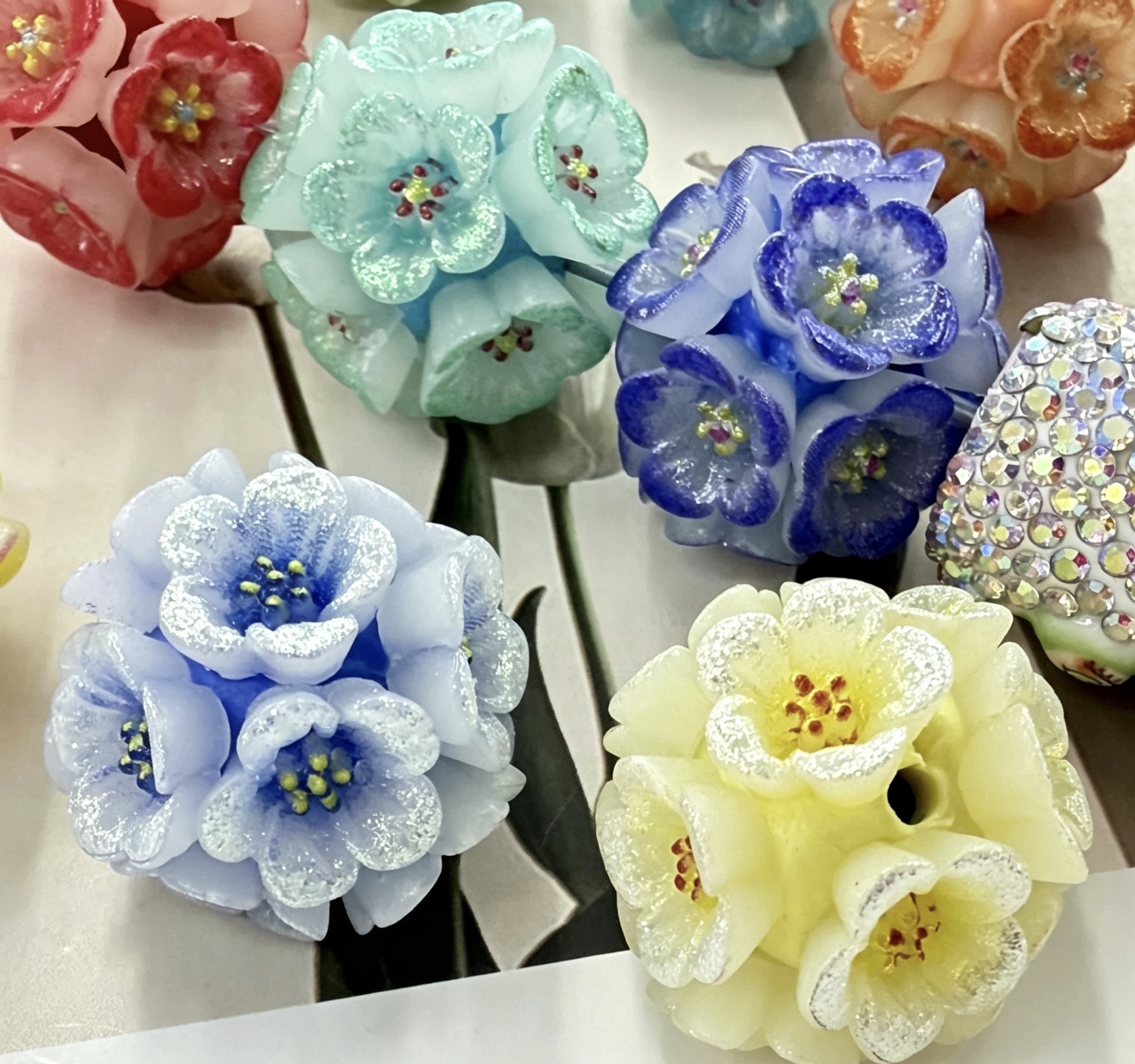 Glitter Flower Cluster Spacer Beads, DIY Floral Craft Beads for Pen Making & Jewelry Accessories