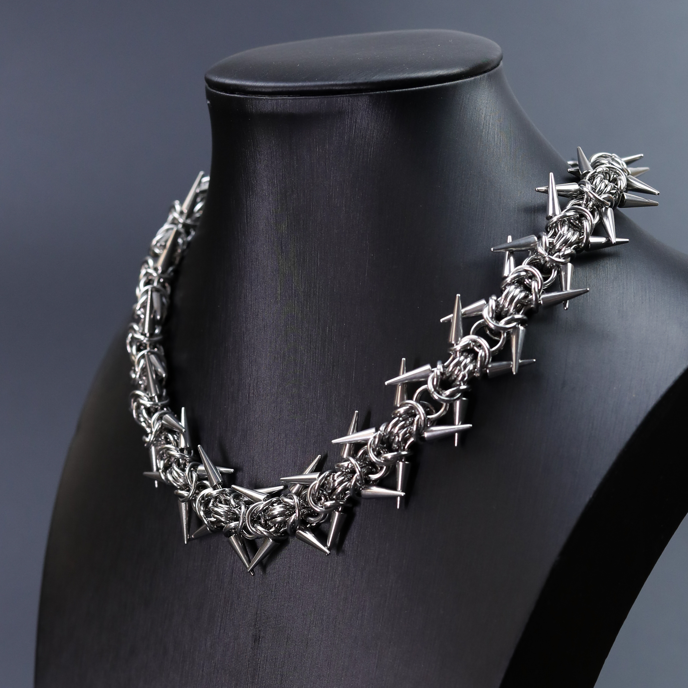 Thorn Chain Necklace NK-09
