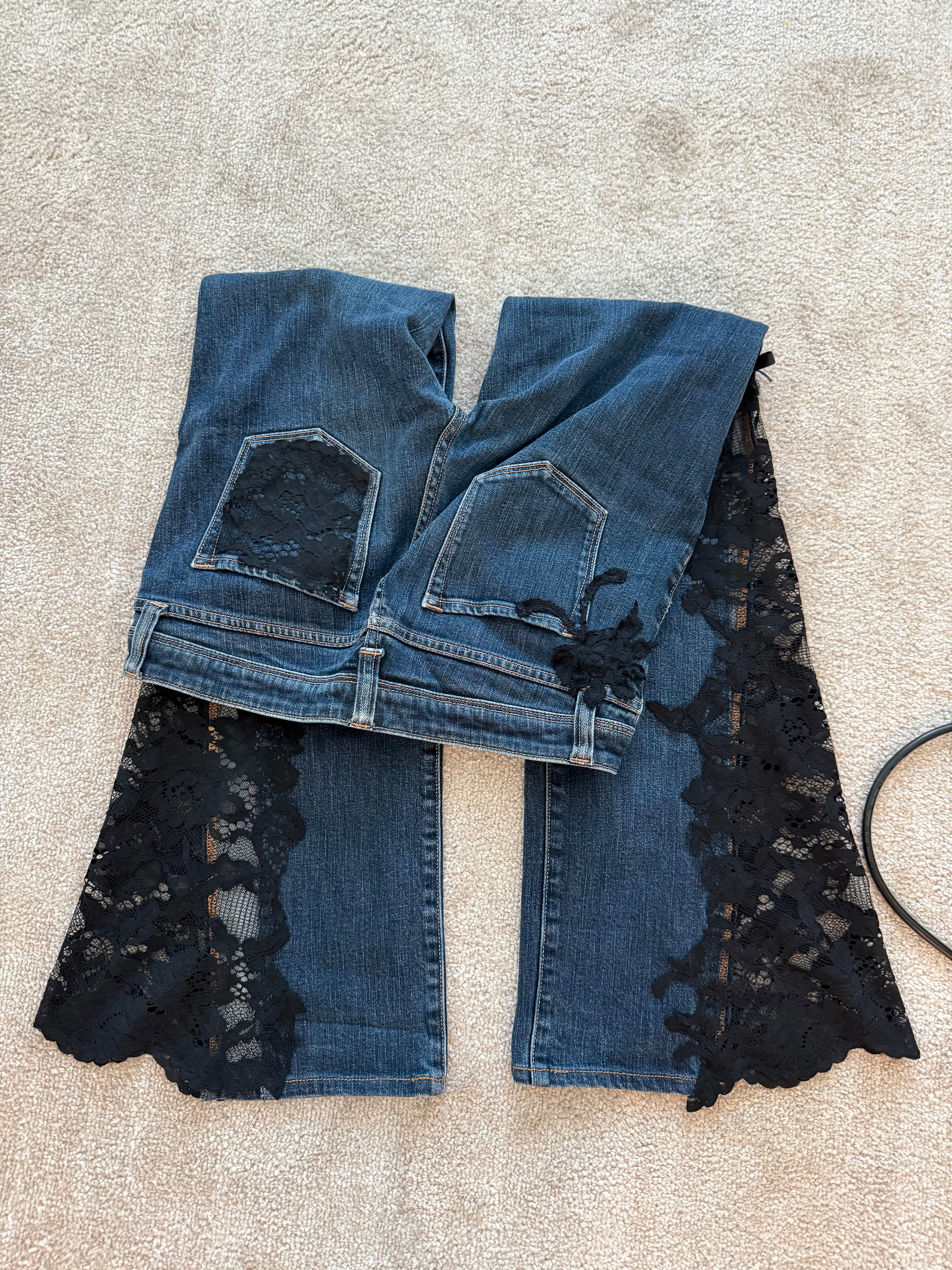 The Flare Lace jeans