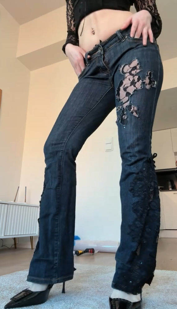 The Flare Lace jeans