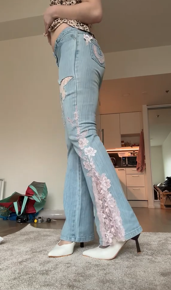 The Flare Lace jeans
