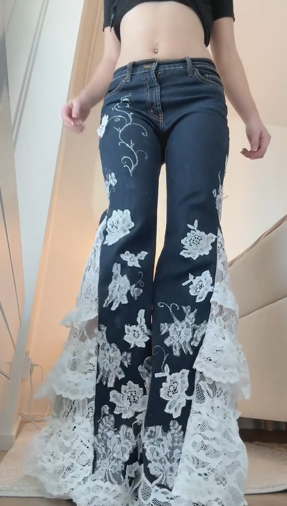 The Flare Lace jeans