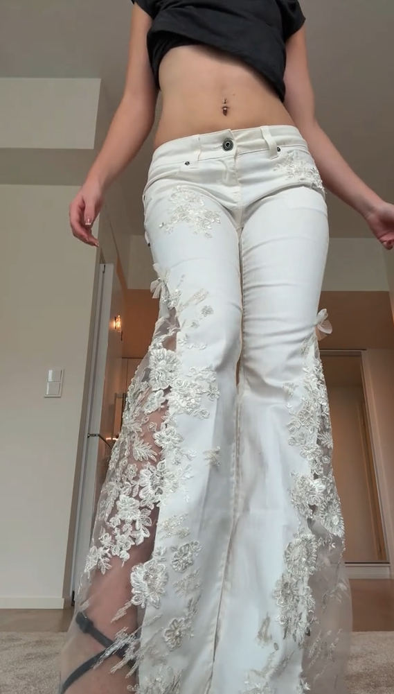 The Flare Lace jeans
