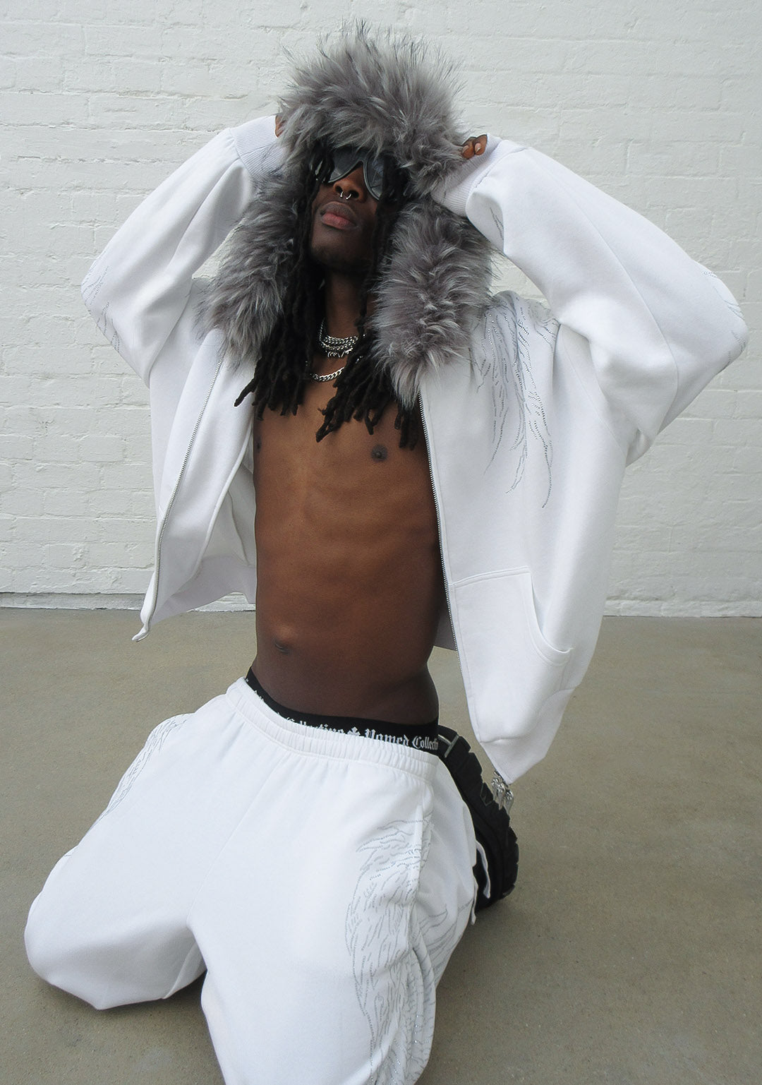 FALLEN FAUX FUR RHINESTONE SET WHITE (DETACHABLE FUR)