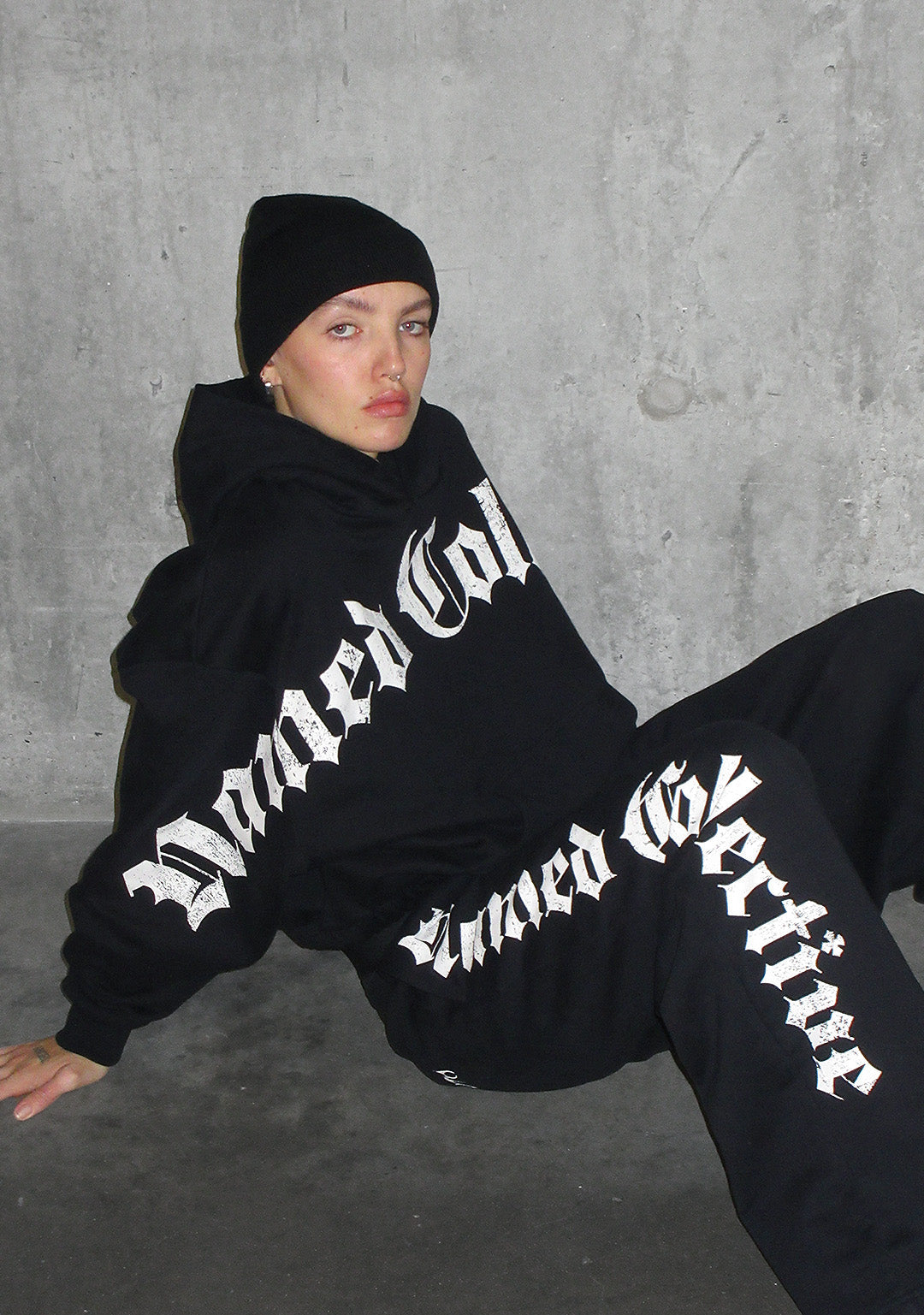 OLD ENGLISH OVERSIZED SET