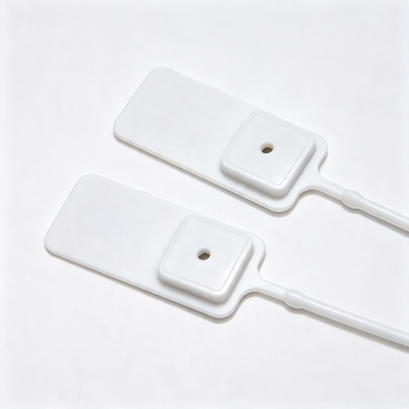 PLASTIC SEALS SNS008