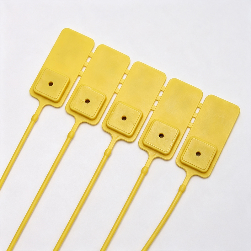 PLASTIC SEALS SNS008