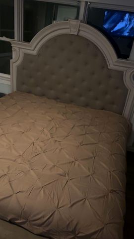 Customer photo for Queen Pintuck 7-Piece Comforter Set