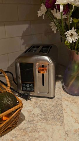 Customer photo for 4-Slice Digital Toaster with LCD Display & Wide Slots