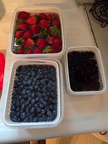 Customer photo for 5-Piece Fridge Organizer Containers - 2 Sets