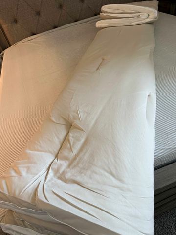 Customer photo for Double-Stuffed All-Season Comforter