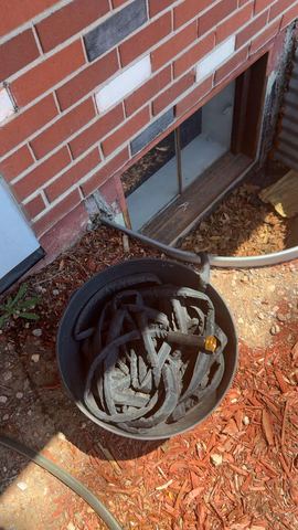 Customer photo for 100FT Heavy Duty Expandable Garden Water Hose 4-Pack