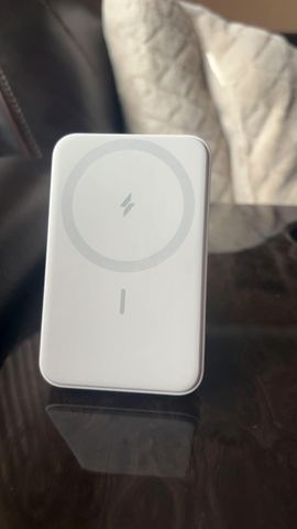 Customer photo for Magnetic 5000mAh Wireless Power Bank BOGO Bundle
