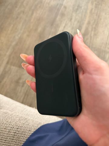 Customer photo for Magnetic 5000mAh Wireless Power Bank BOGO Bundle