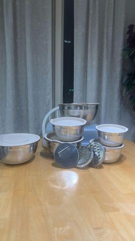 Customer photo for Stainless Steel Mixing Bowl Set with Lids & Graters - 2 Sets