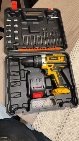 Customer photo for 21V Cordless Drill Tool Set BOGO