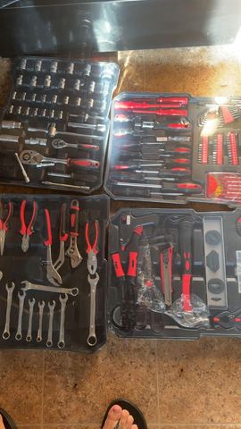 Customer photo for Rolling Mechanics Tool Kit with Aluminum Trolley Case