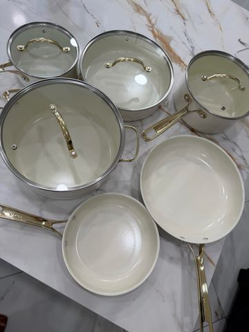 Customer photo for 10-Piece Ceramic Nonstick Cookware Set