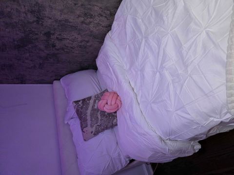 Customer photo for Queen Pintuck 7-Piece Comforter Set