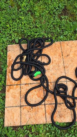 Customer photo for 100FT Heavy Duty Expandable Garden Water Hose 4-Pack