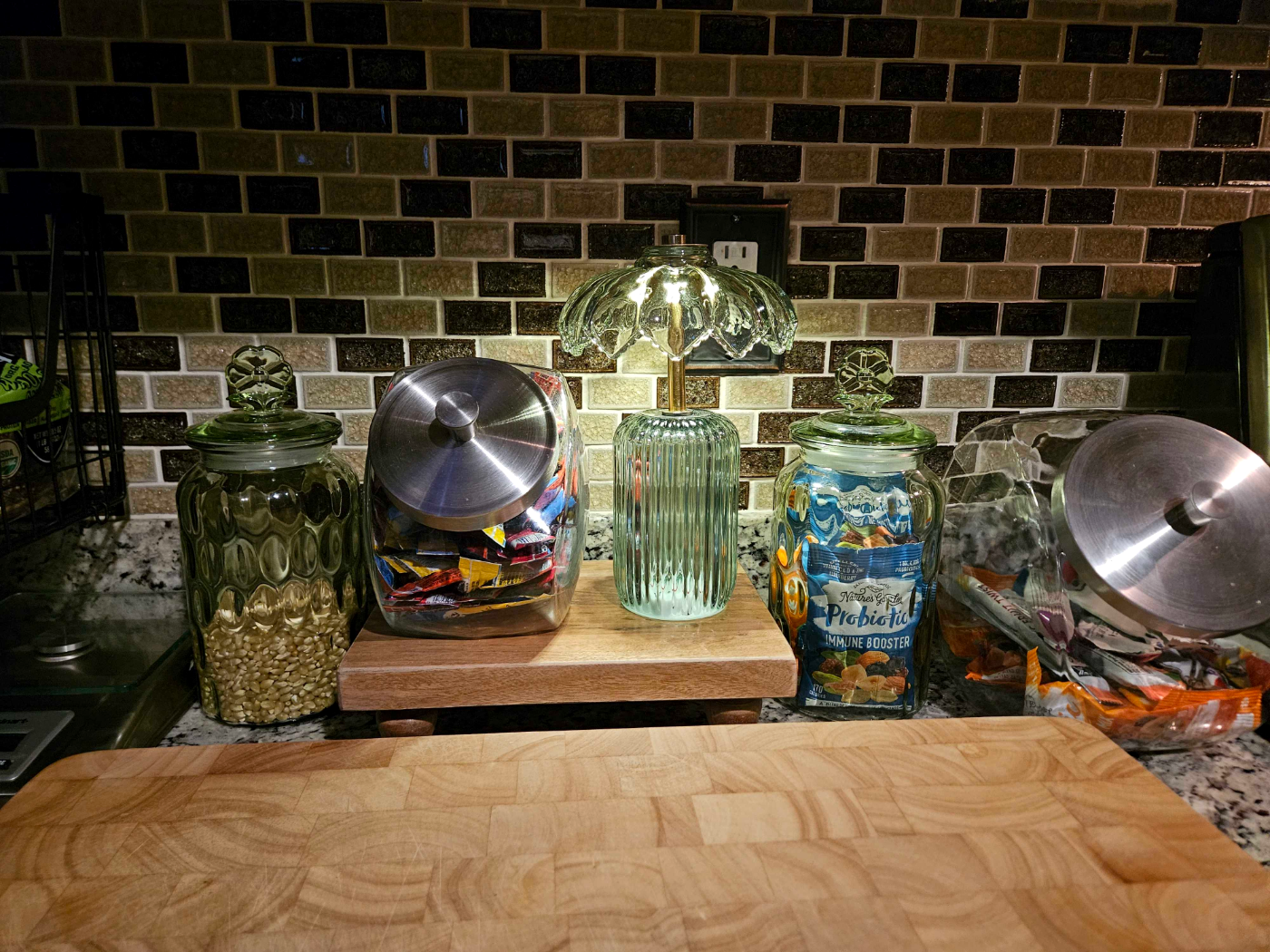 Customer photo for Cordless Flower Crystal Table Lamp Bundle