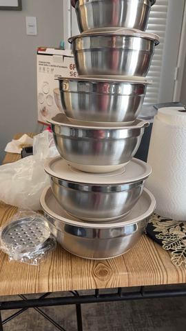 Customer photo for Stainless Steel Mixing Bowl Set with Lids & Graters - 2 Sets