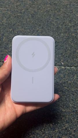 Customer photo for Magnetic 5000mAh Wireless Power Bank BOGO Bundle