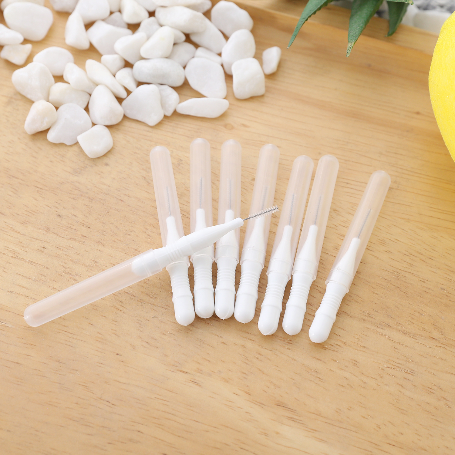 Multifunctional Interdental Brush with Floss, Easy Gap Cleaning, Tooth Protection