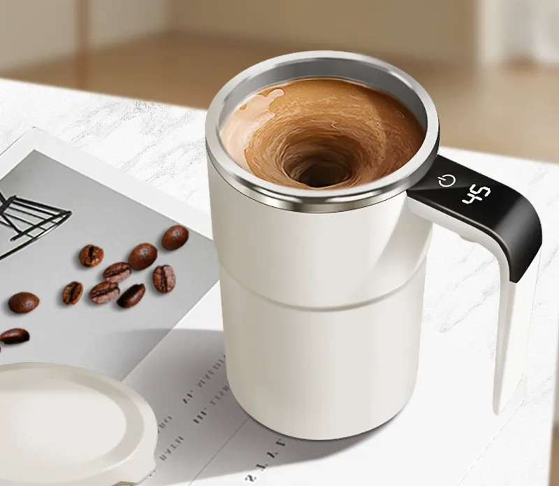 Electric self-stirring coffee mug – White