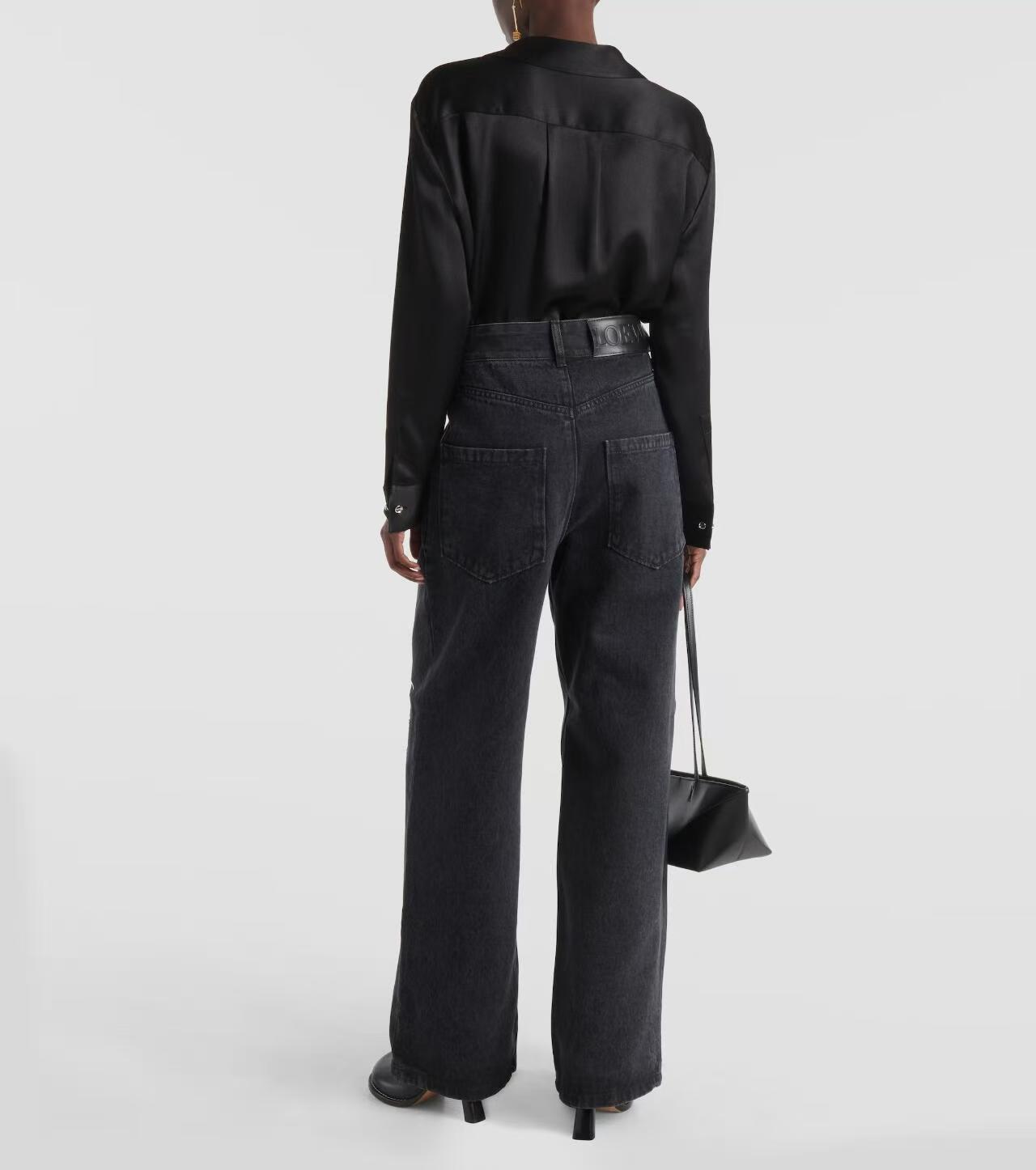 6 LOE knee logo jeans