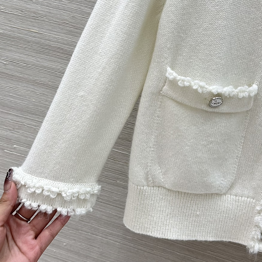 CHANE25SS Spice Round Neck Cardigan Jacket