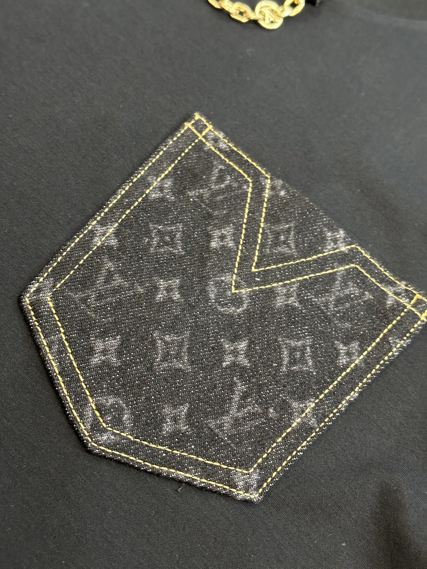 Louis Vuit25SS Jacquard Pocket T-Shirt