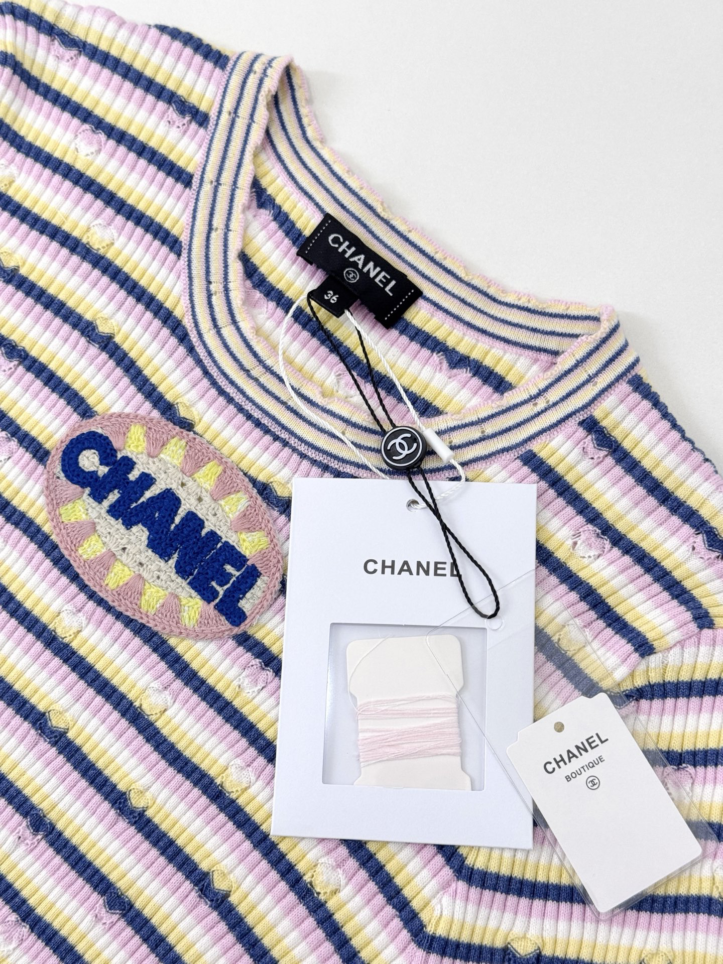 CHANE25SS Round Neck Slim Knit Short Sleeve Top