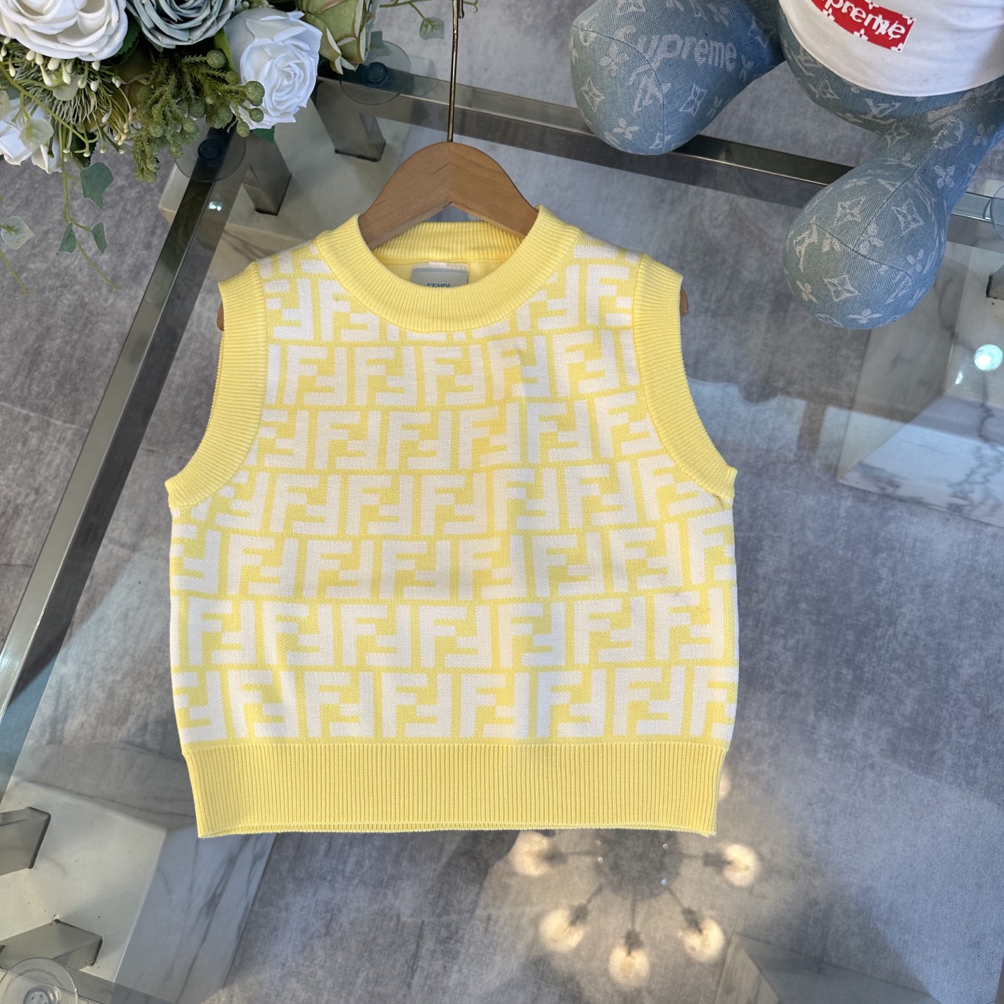 FEND25SS Spring/Summer Colour Blocking Set