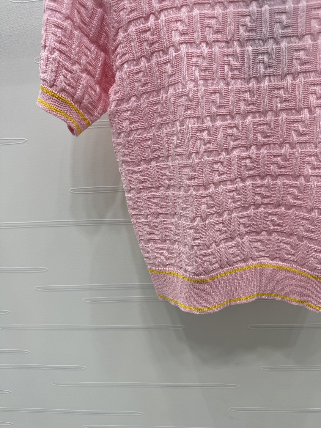 FEND25SS Crew Neck Embossed Knit Short Sleeve