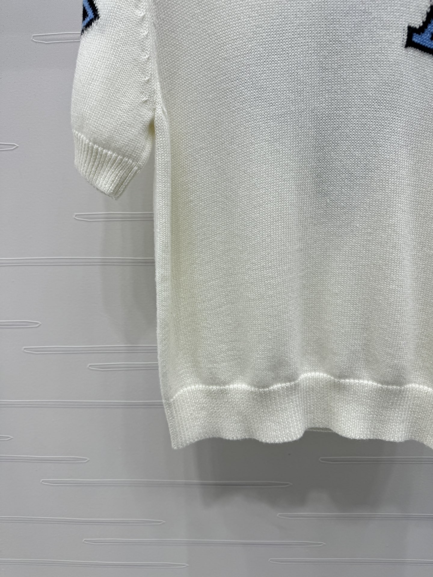Louis vuit25SS short-sleeve knit in clashing colours