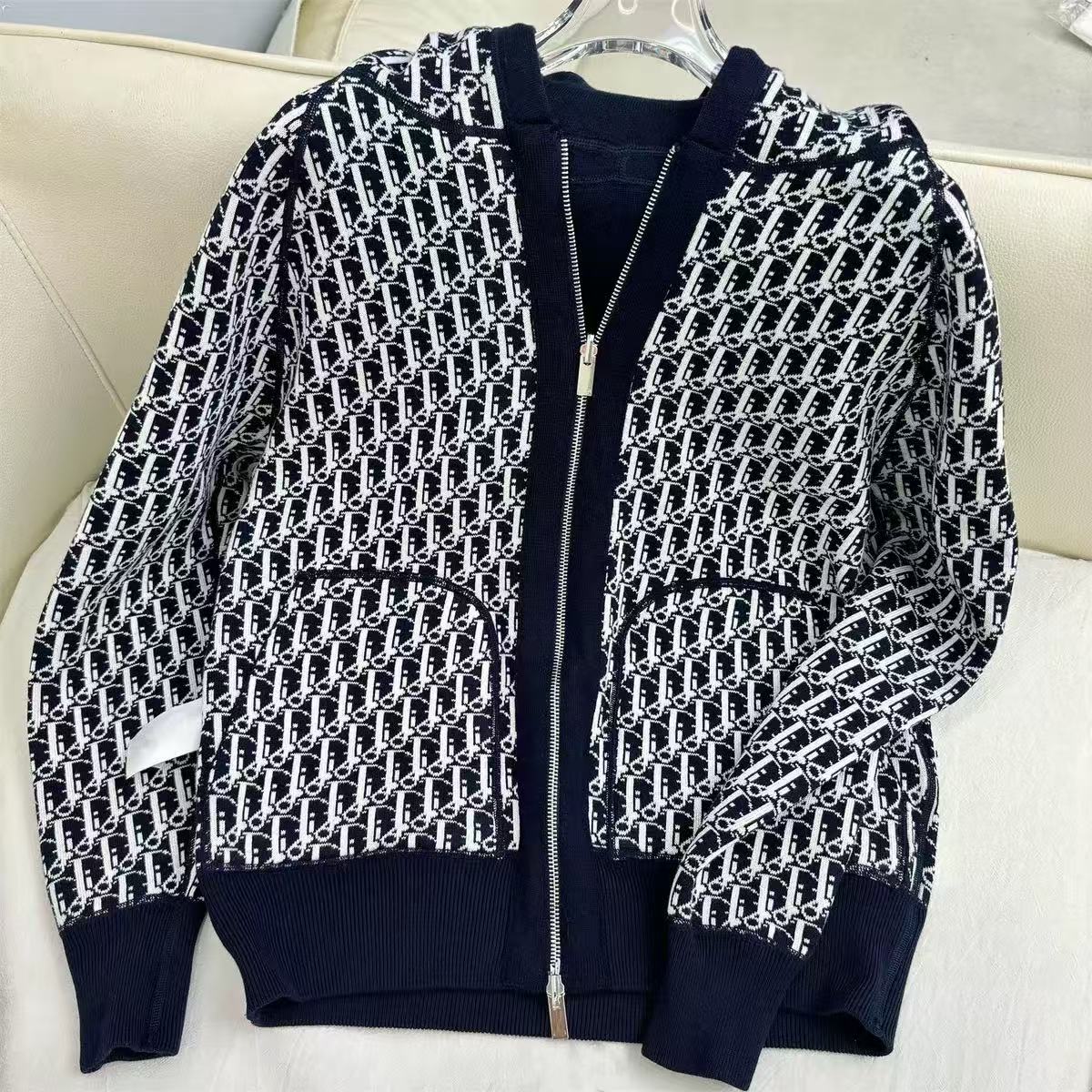 DOR Wool Hoodie Jacket