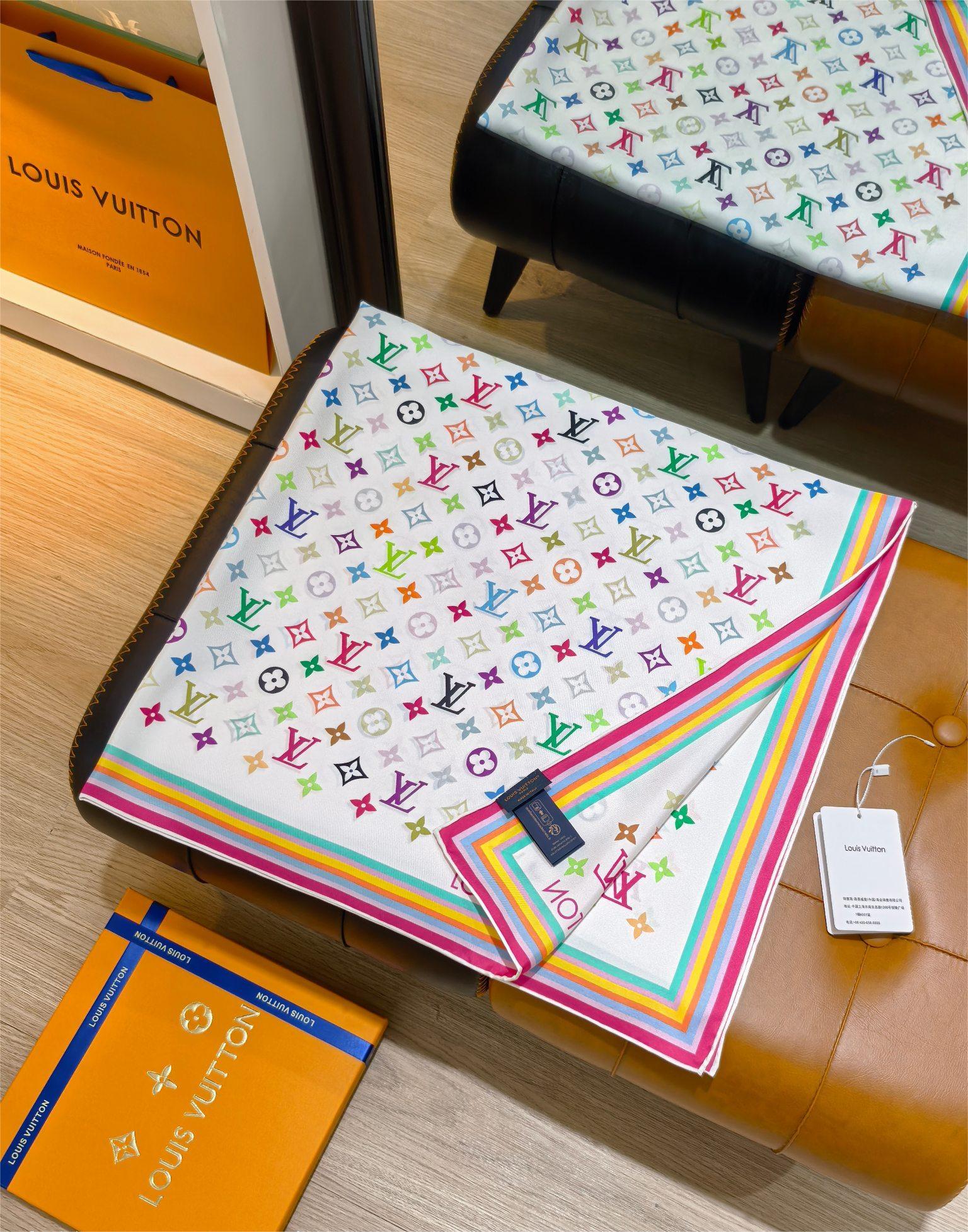 Louis Vuit Reversible 90x90cm Twill Silk Square Scarf