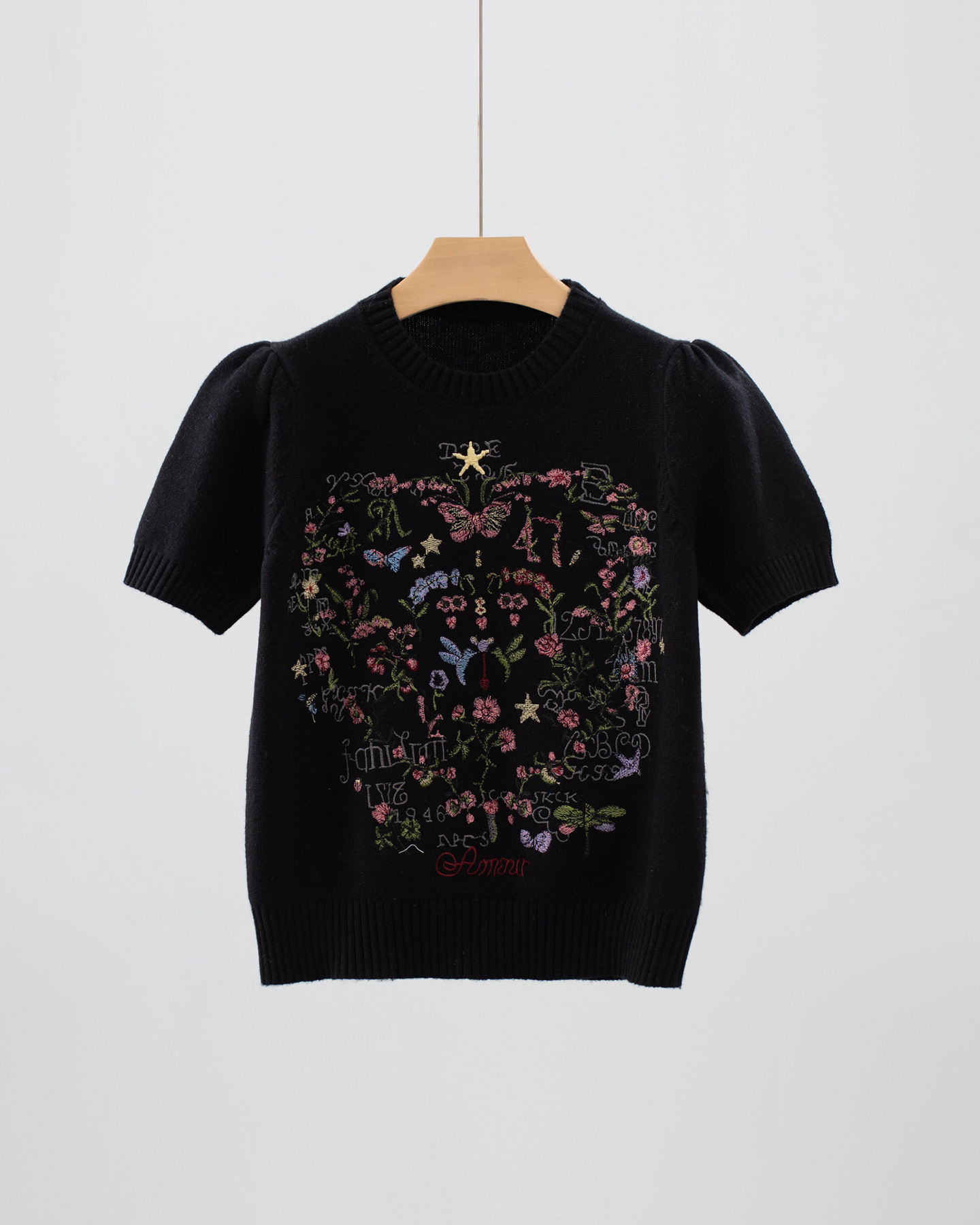 DIO Embroidery Round Neck Short Sleeve