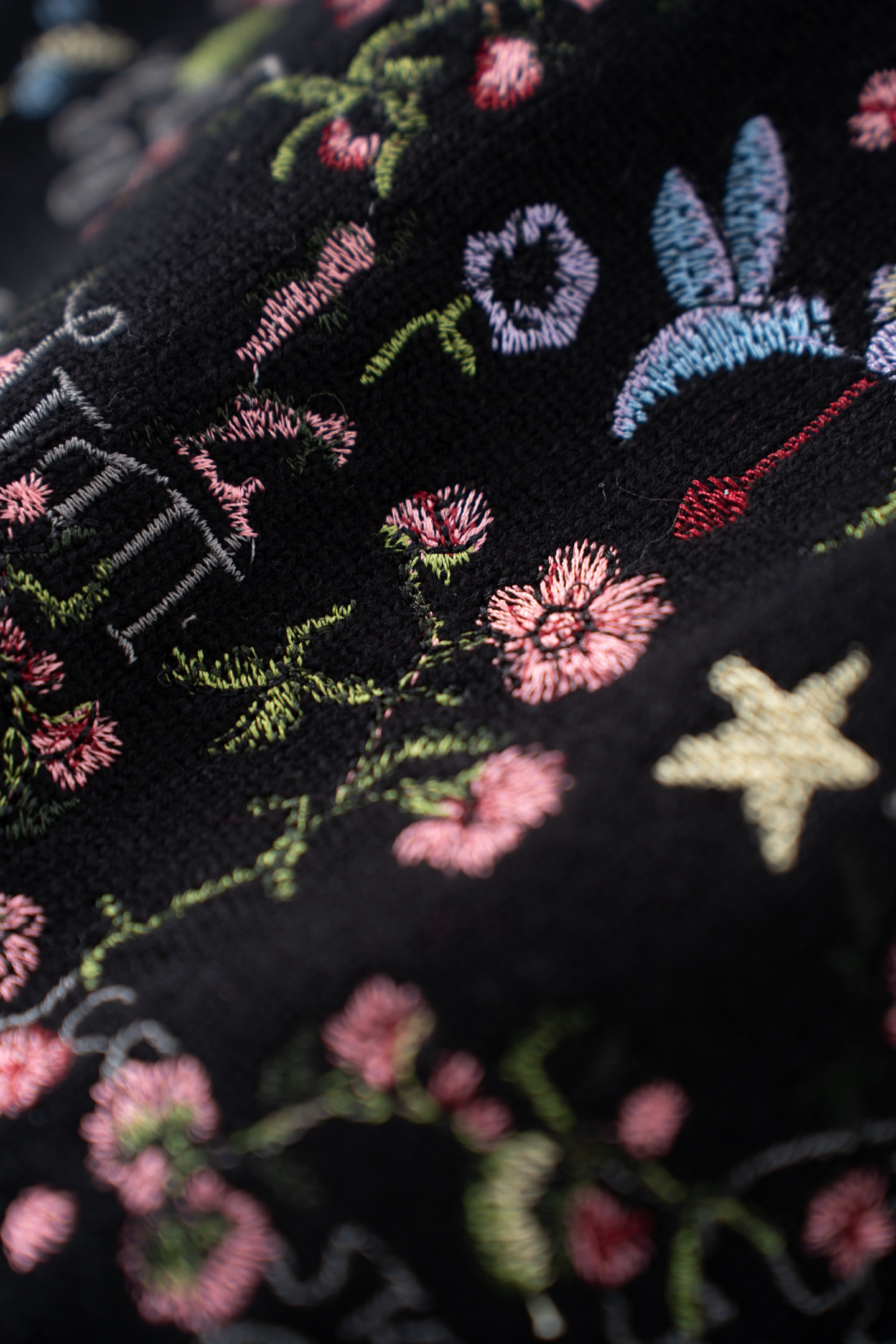 DIO Embroidery Round Neck Short Sleeve