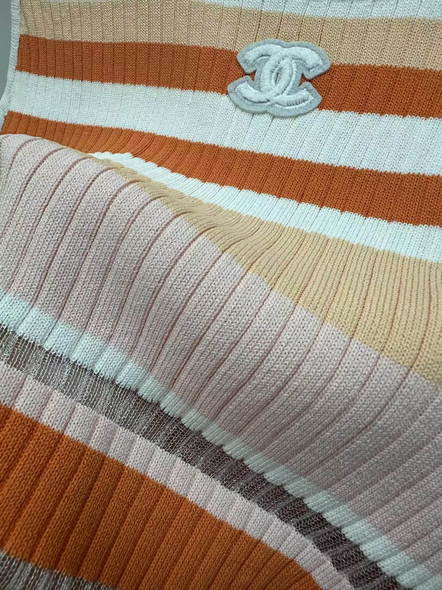 CC Color-Block Striped Double-C Logo Knit Vest