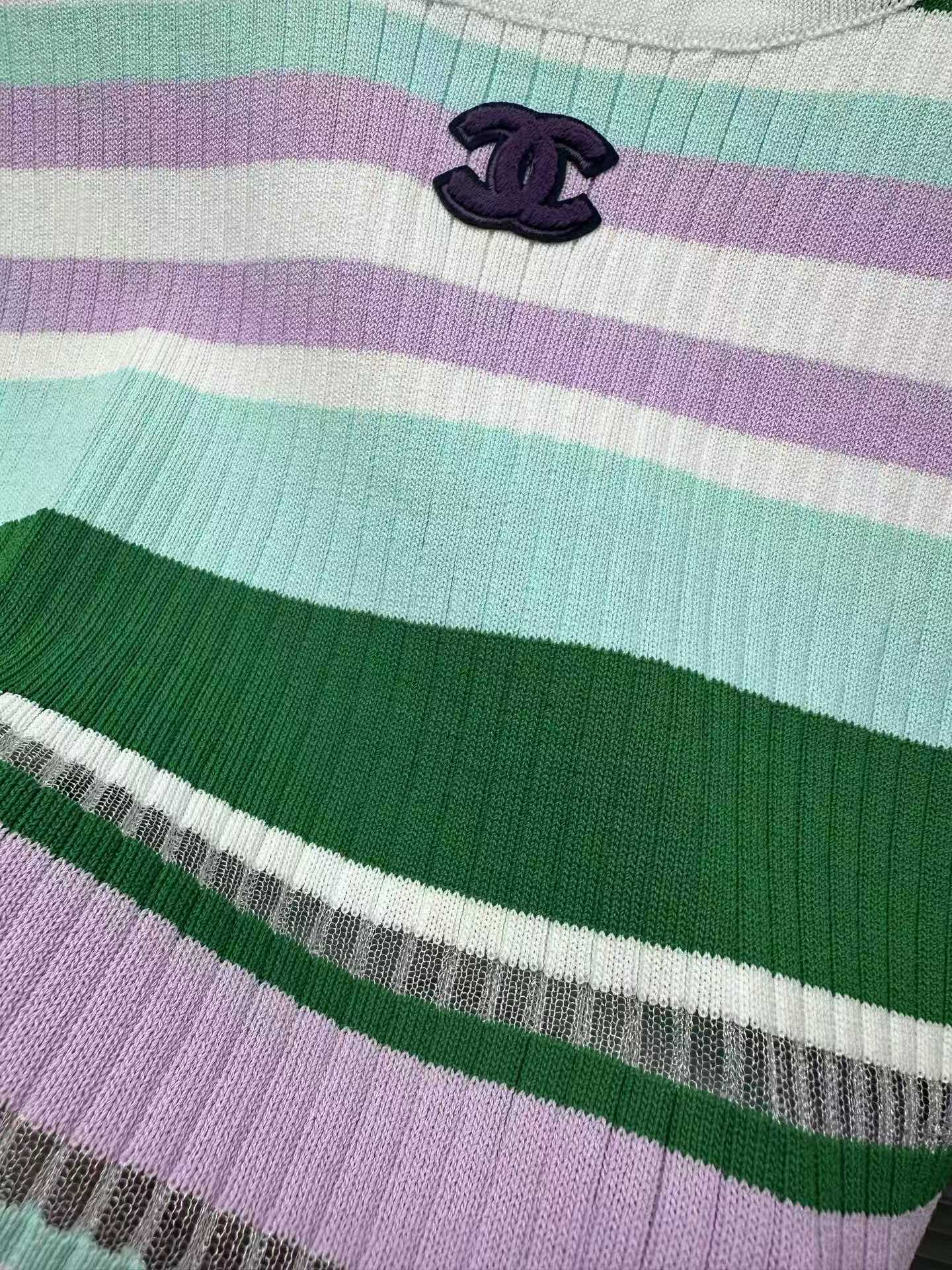 CC Color-Block Striped Double-C Logo Knit Vest