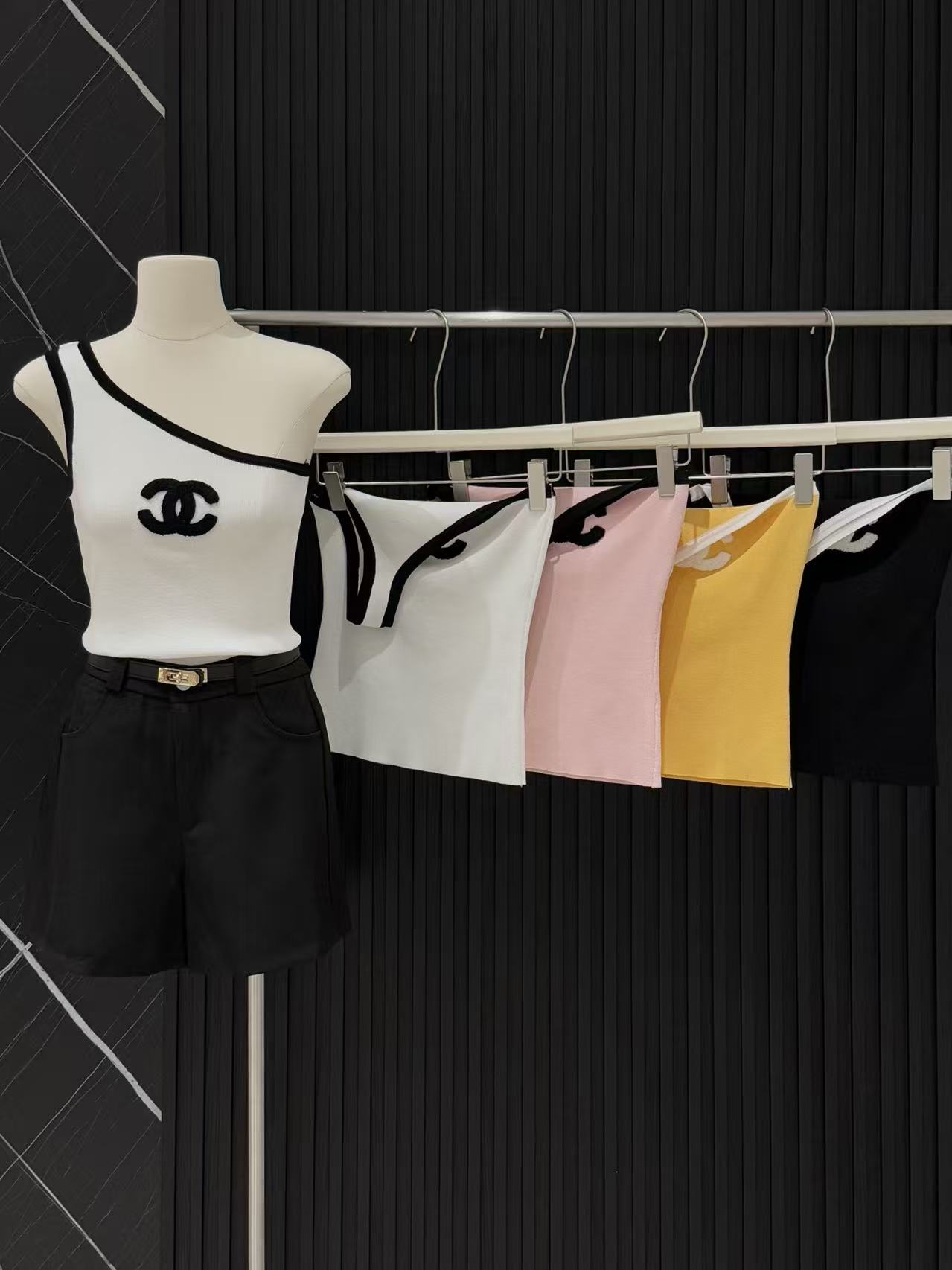 CC Color - Block Asymmetrical Shoulder Double - C Logo Knit Vest