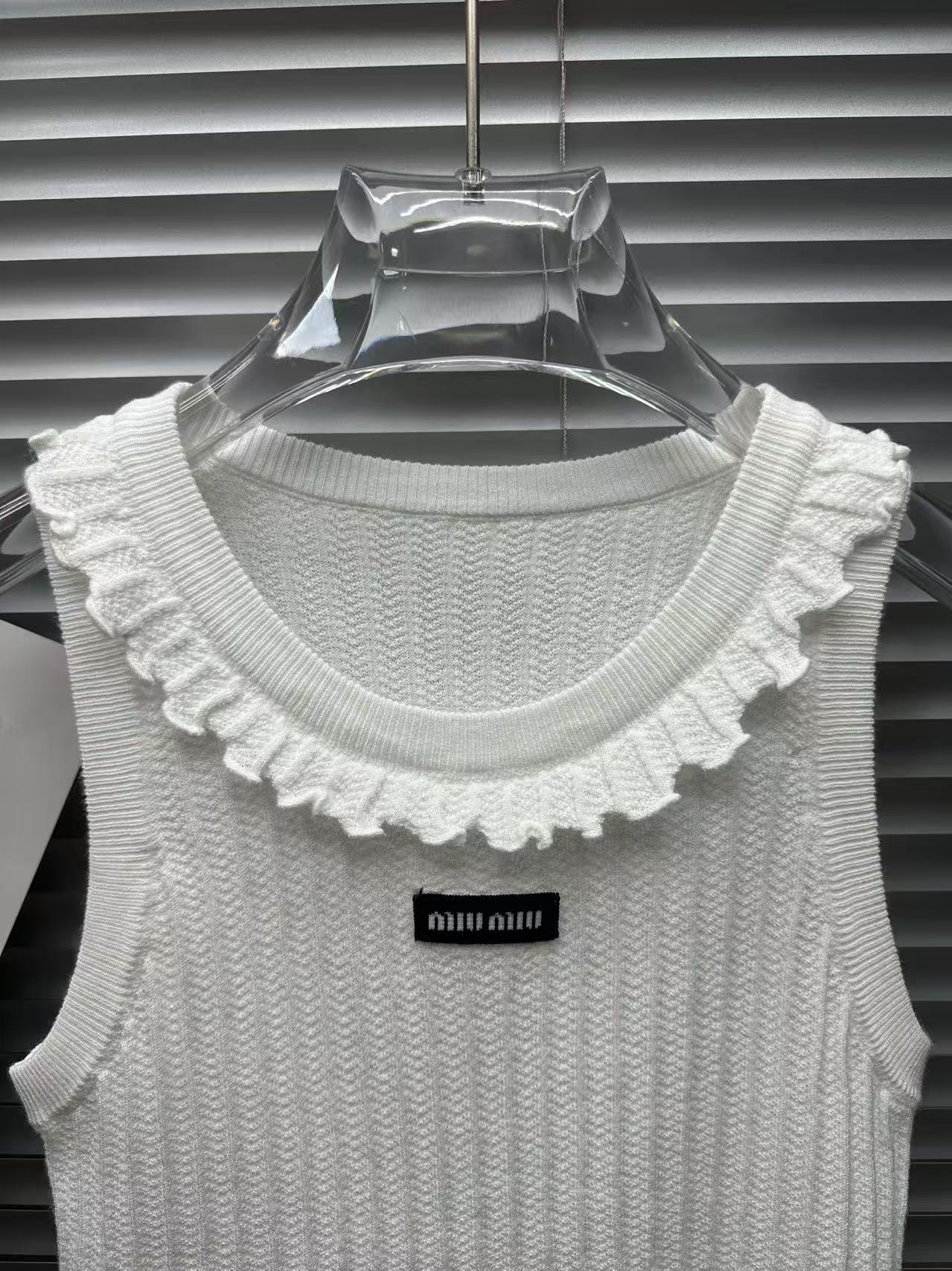 MIU Ruffled Collar Ribbed Knit Tank Top